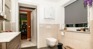 von_poll_real_estate_property_25201118_image_32