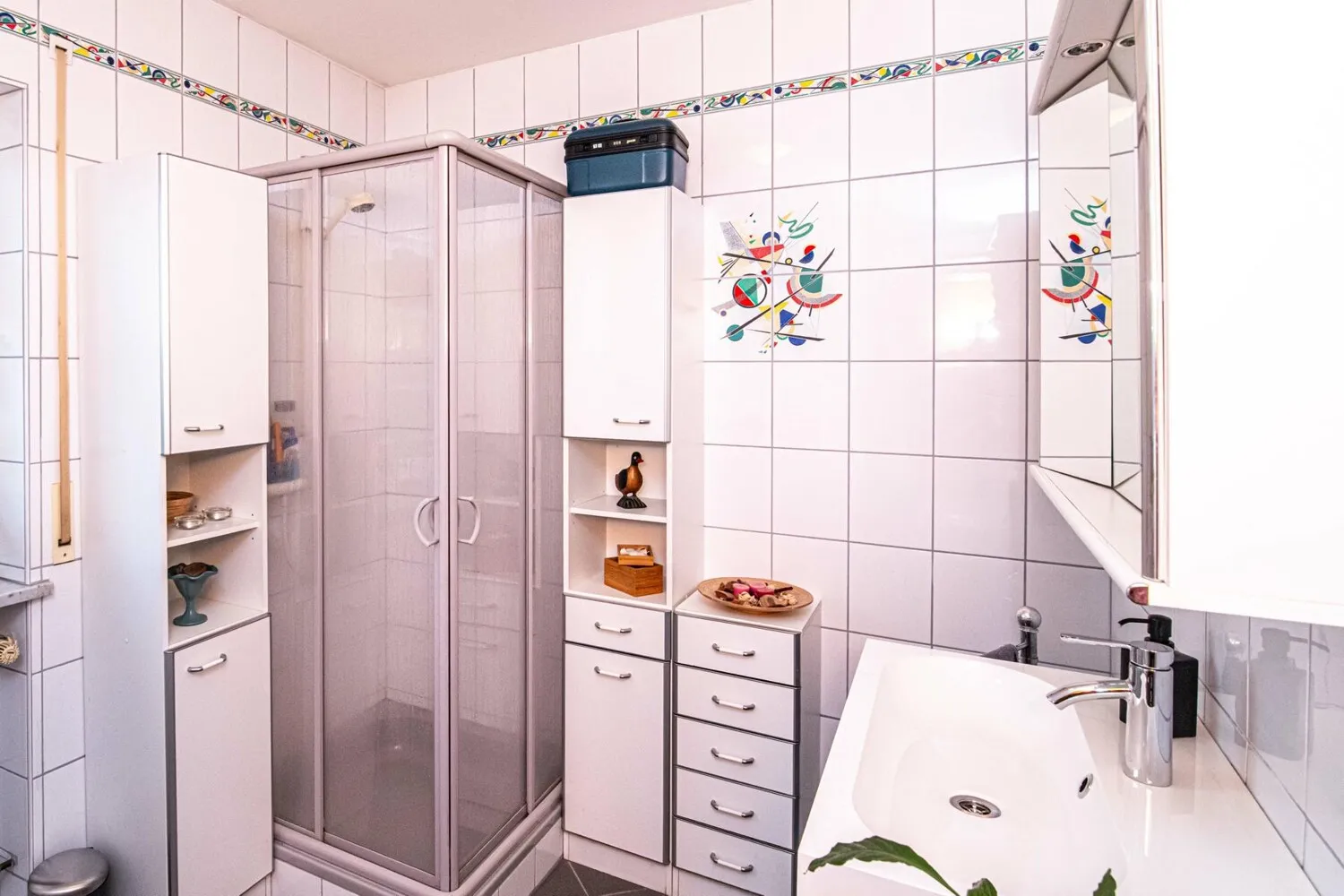 OG_Kinder Bad_mit_Dusche