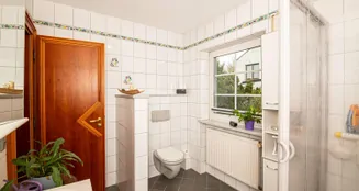 von_poll_real_estate_property_25201118_image_23