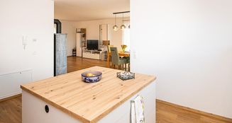 von_poll_real_estate_property_25201056_image_15