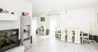 von_poll_real_estate_property_25201057_image_24