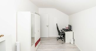 von_poll_real_estate_property_25201057_image_13