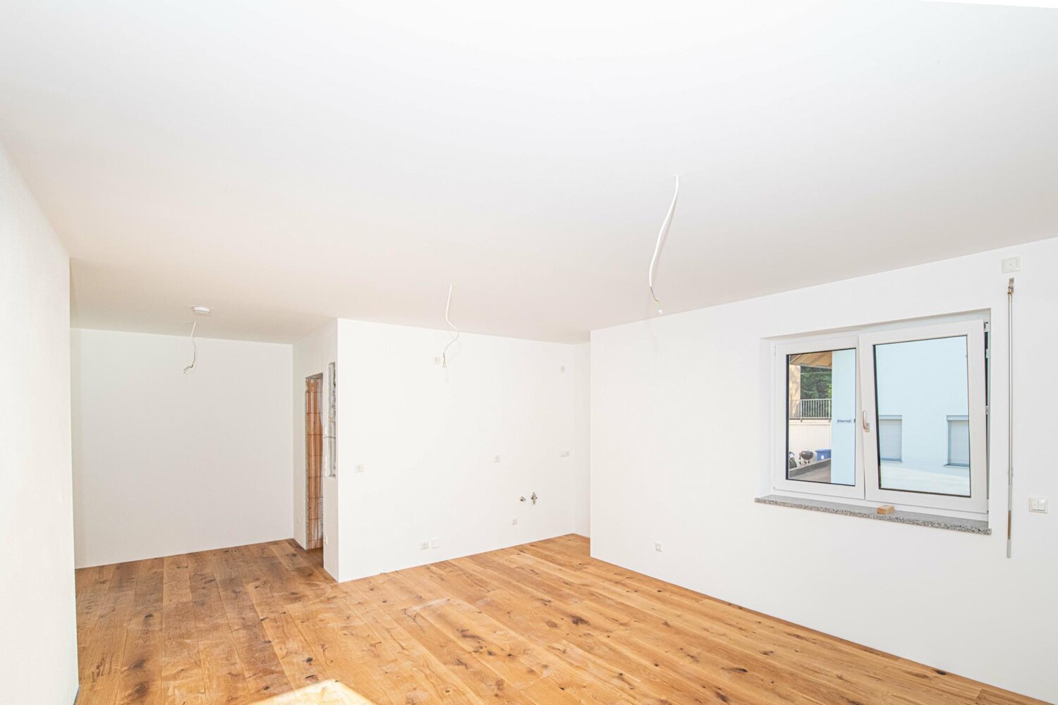 OG_Wohnung_hinten_ohne_Balkon(2)
