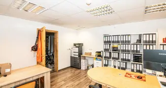 von_poll_real_estate_property_25201071_image_16