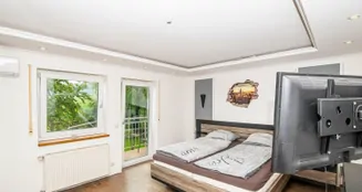 von_poll_real_estate_property_25201070_image_33