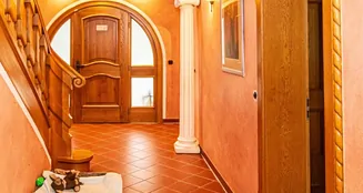 von_poll_real_estate_property_25201070_image_12