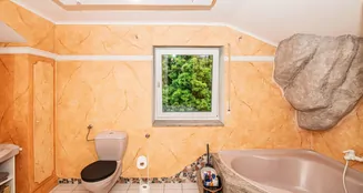 von_poll_real_estate_property_25201070_image_26