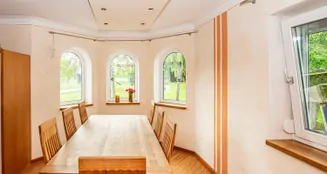 von_poll_real_estate_property_25201070_image_14