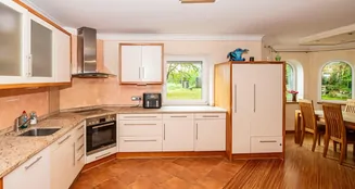 von_poll_real_estate_property_25201070_image_16