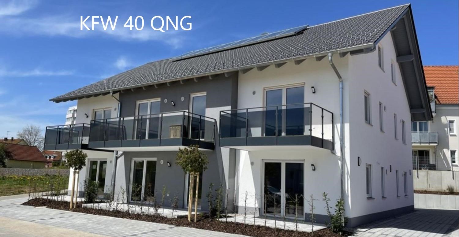KfW40 QNG Neubau: 3-Zimmer Etagenwohnung mit gehobener Ausstattung, Balkon und Ausblick über das Regental zu verkaufen