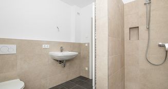 von_poll_real_estate_property_25201067WHGNr.7_image_8