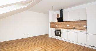 von_poll_real_estate_property_25201067WHGNr.7_image_5