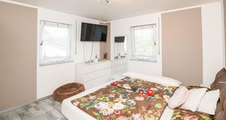 von_poll_real_estate_property_25201098_image_25