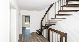 von_poll_real_estate_property_25201104_image_21