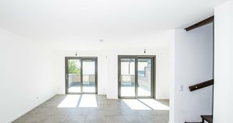 von_poll_real_estate_property_25201104_image_18
