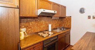 von_poll_real_estate_property_25201105_image_15