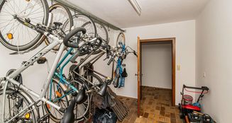 von_poll_real_estate_property_25201105_image_29