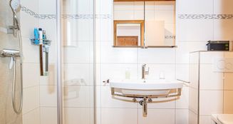 von_poll_real_estate_property_25201105_image_14
