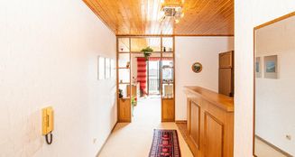 von_poll_real_estate_property_25201105_image_10