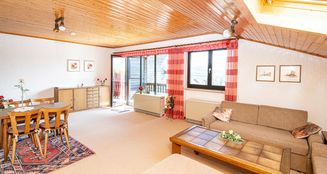 von_poll_real_estate_property_25201105_image_22