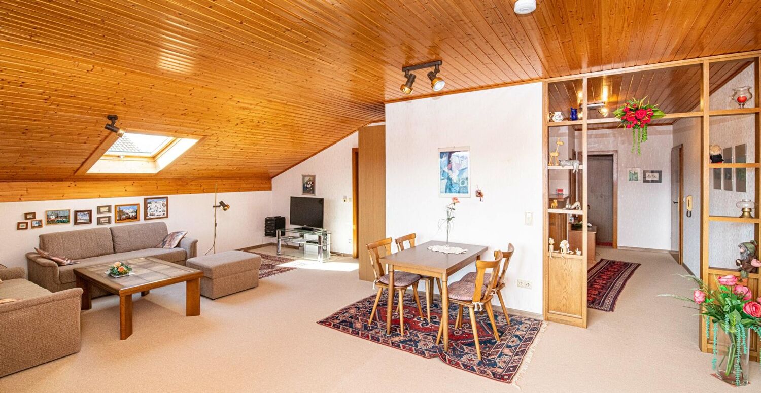 DG_Wohnzimmer_Essbreich(4)