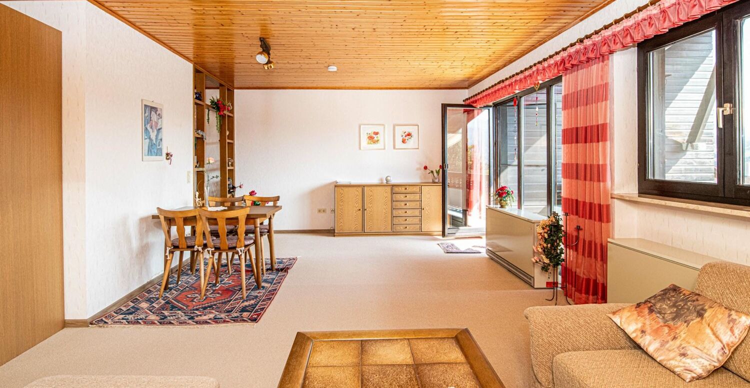 DG_Wohnzimmer_Essbreich(6)