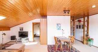 von_poll_real_estate_property_25201105_image_19