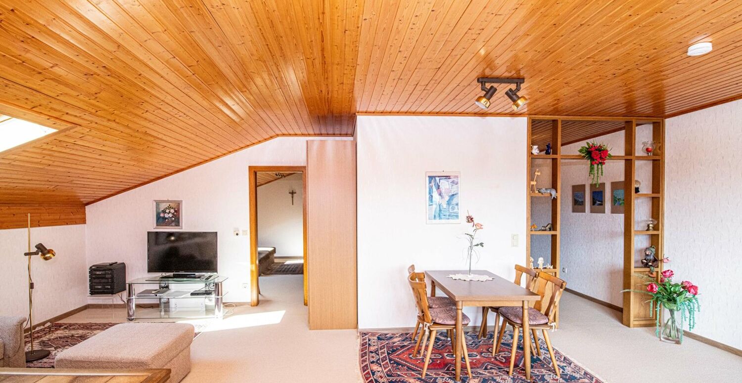 DG_Wohnzimmer_Essbreich(2)