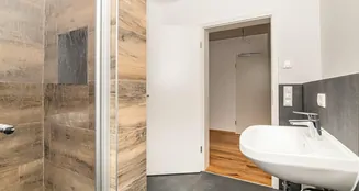 von_poll_real_estate_property_24201036_image_15