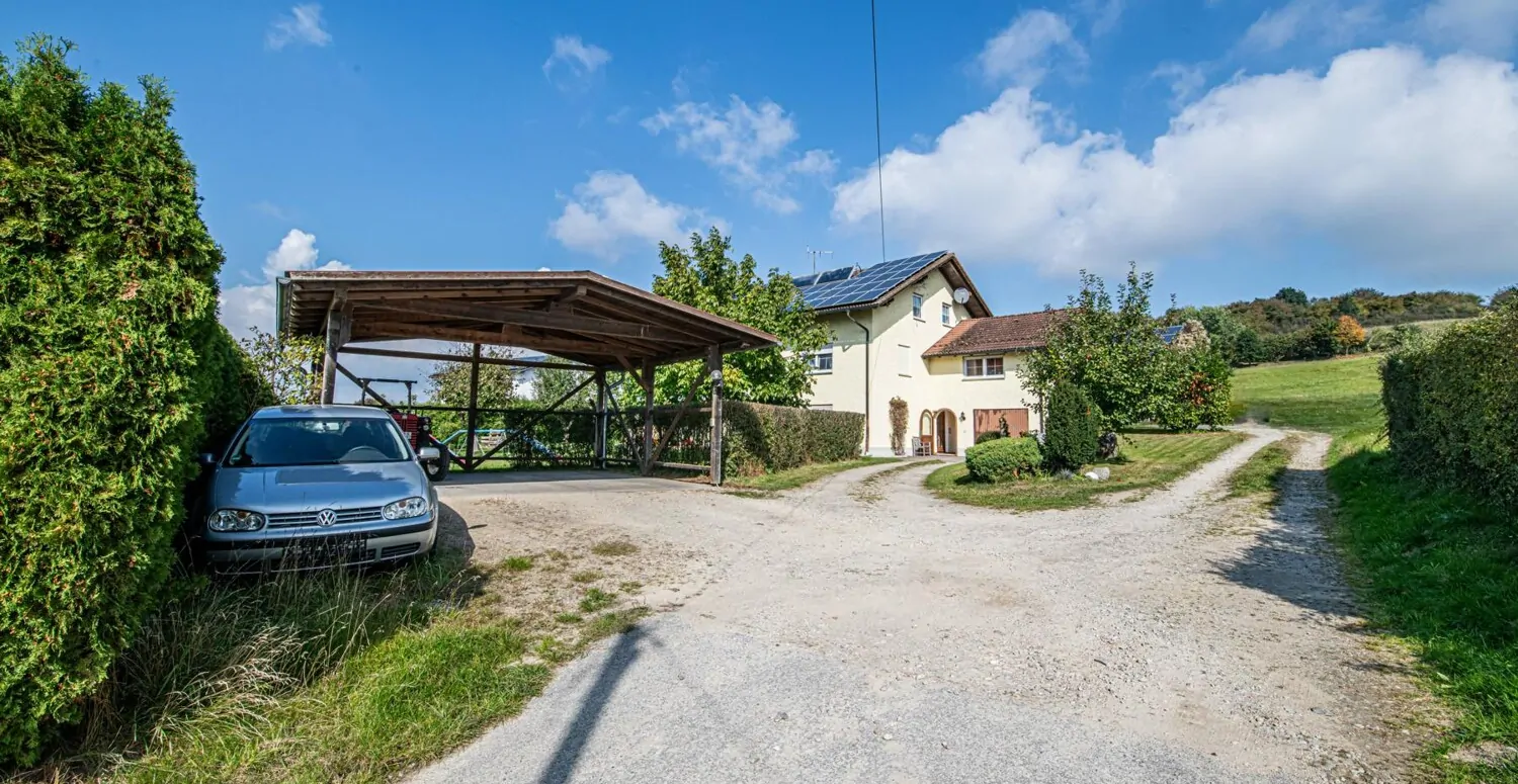 Vielseitig nutzbares Anwesen in Toplage für Familien oder Kapitalanleger