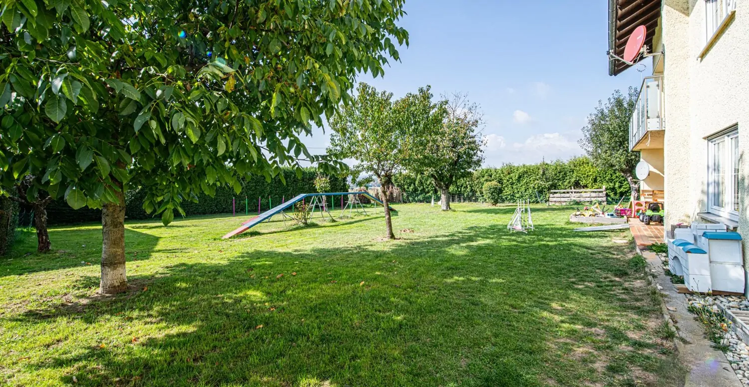 Vielseitig nutzbares Anwesen in Toplage für Familien oder Kapitalanleger