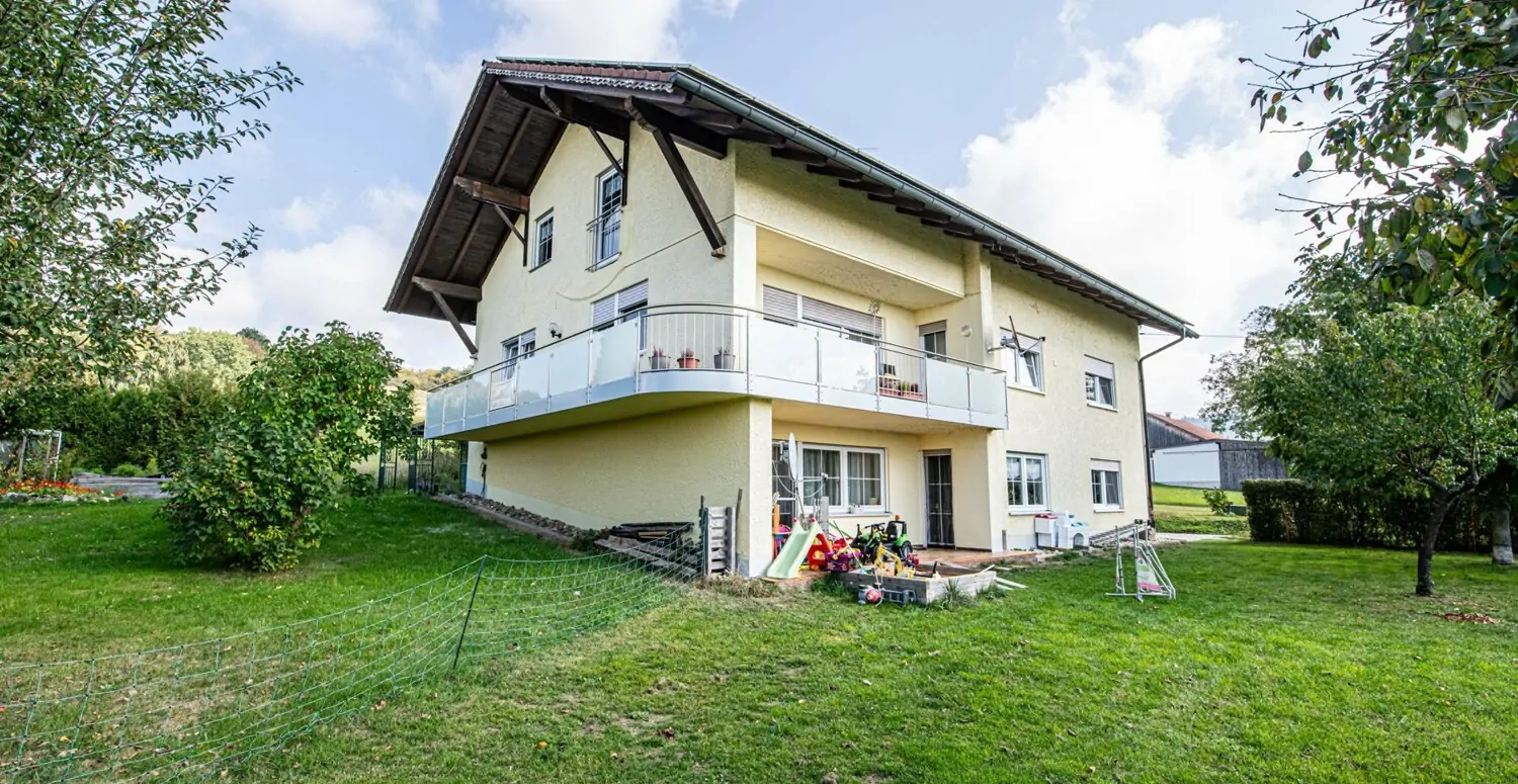 Vielseitig nutzbares Anwesen in Toplage für Familien oder Kapitalanleger
