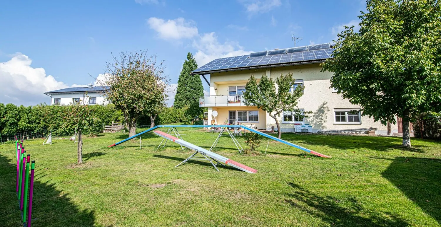 Vielseitig nutzbares Anwesen in Toplage für Familien oder Kapitalanleger