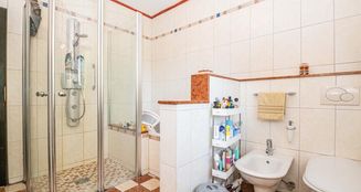 von_poll_real_estate_property_25201084_image_13