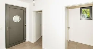 von_poll_real_estate_property_25201111_image_14