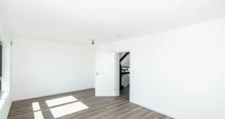 von_poll_real_estate_property_25201111_image_27