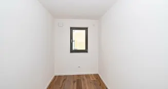 von_poll_real_estate_property_25201113_image_8