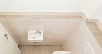 von_poll_real_estate_property_25201112_image_17