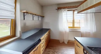 von_poll_real_estate_property_25201120_image_17