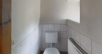 von_poll_real_estate_property_25201120_image_14