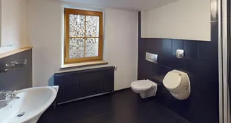 von_poll_real_estate_property_25201120_image_13