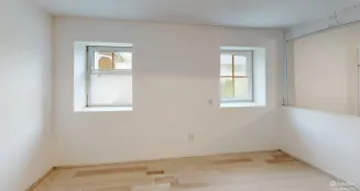 von_poll_real_estate_property_25201120_image_8