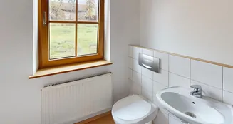 von_poll_real_estate_property_25201120_image_23