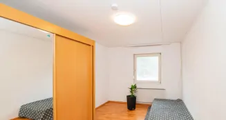 von_poll_real_estate_property_25201110_image_25