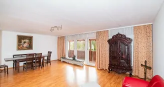 von_poll_real_estate_property_25201110_image_18