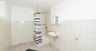 von_poll_real_estate_property_25201110_image_30