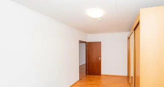 von_poll_real_estate_property_25201110_image_26