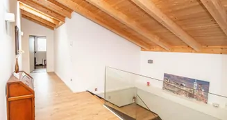 von_poll_real_estate_property_25201126_image_21