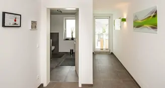 von_poll_real_estate_property_25201126_image_8