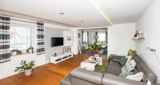 von_poll_real_estate_property_25201126_image_13